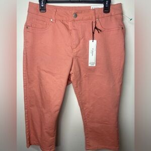 d. jeans Women's Coral Straight Leg Jeans